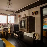 Amo Apartment *