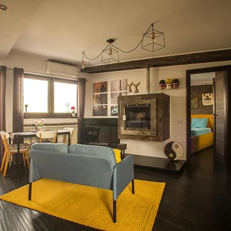 Amo Apartment *
