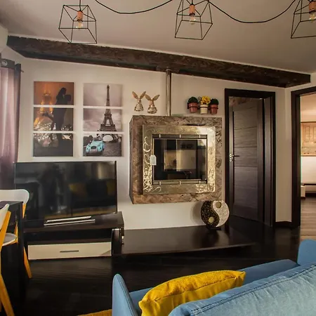 Amo Apartment